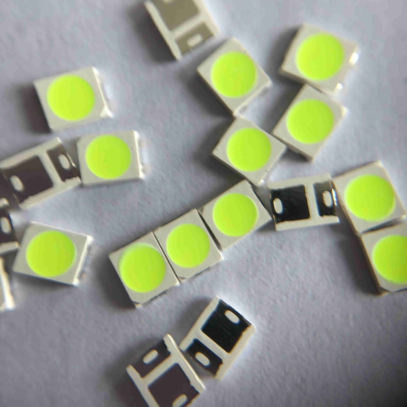 Surface Mount Color Changing LED Chip R 620NM G 520NM B 460NM for Sustainable and Eco-Friendly Lighting